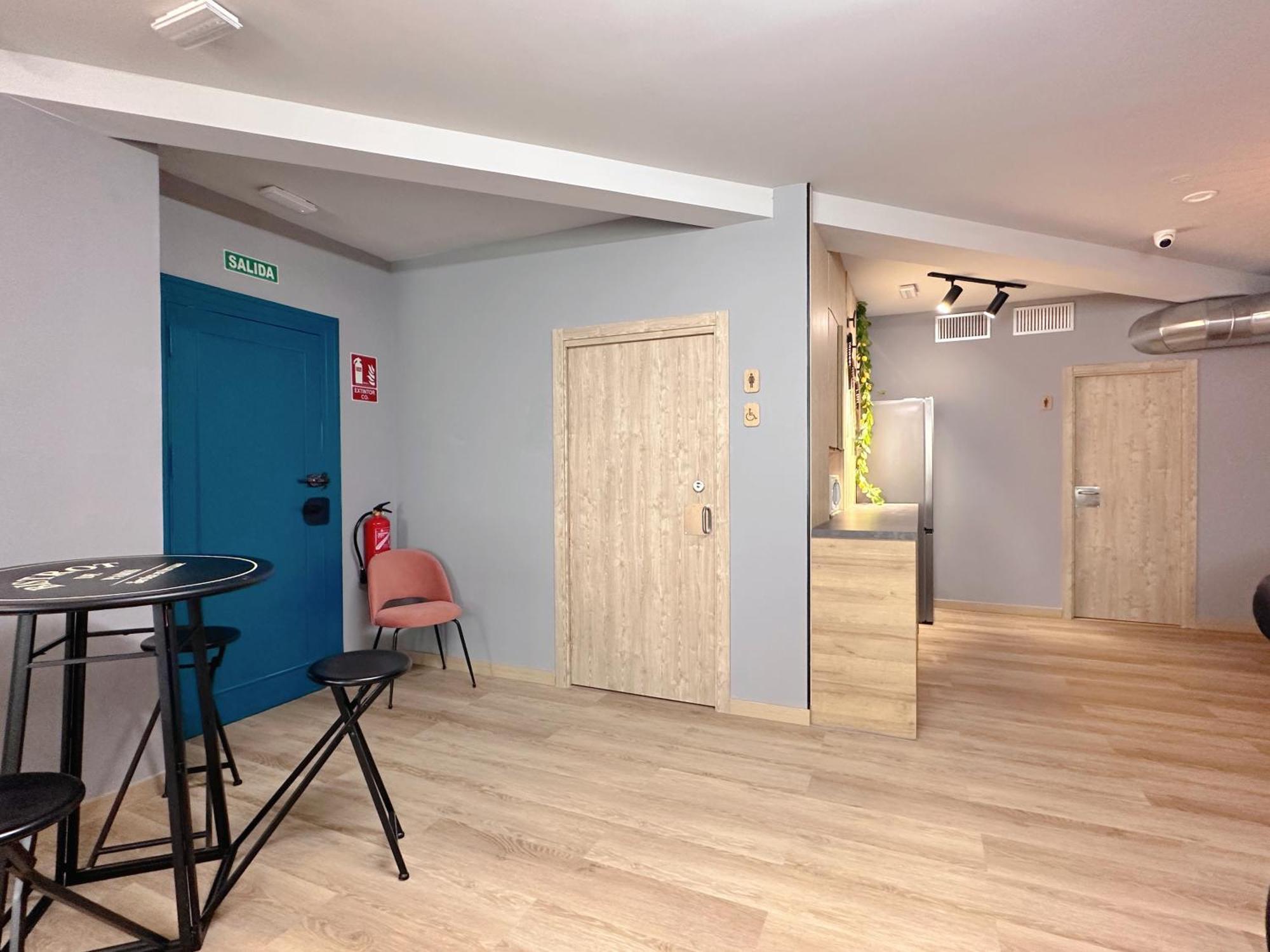 The Pod Suite Hostel Blasco Valencia Exterior foto