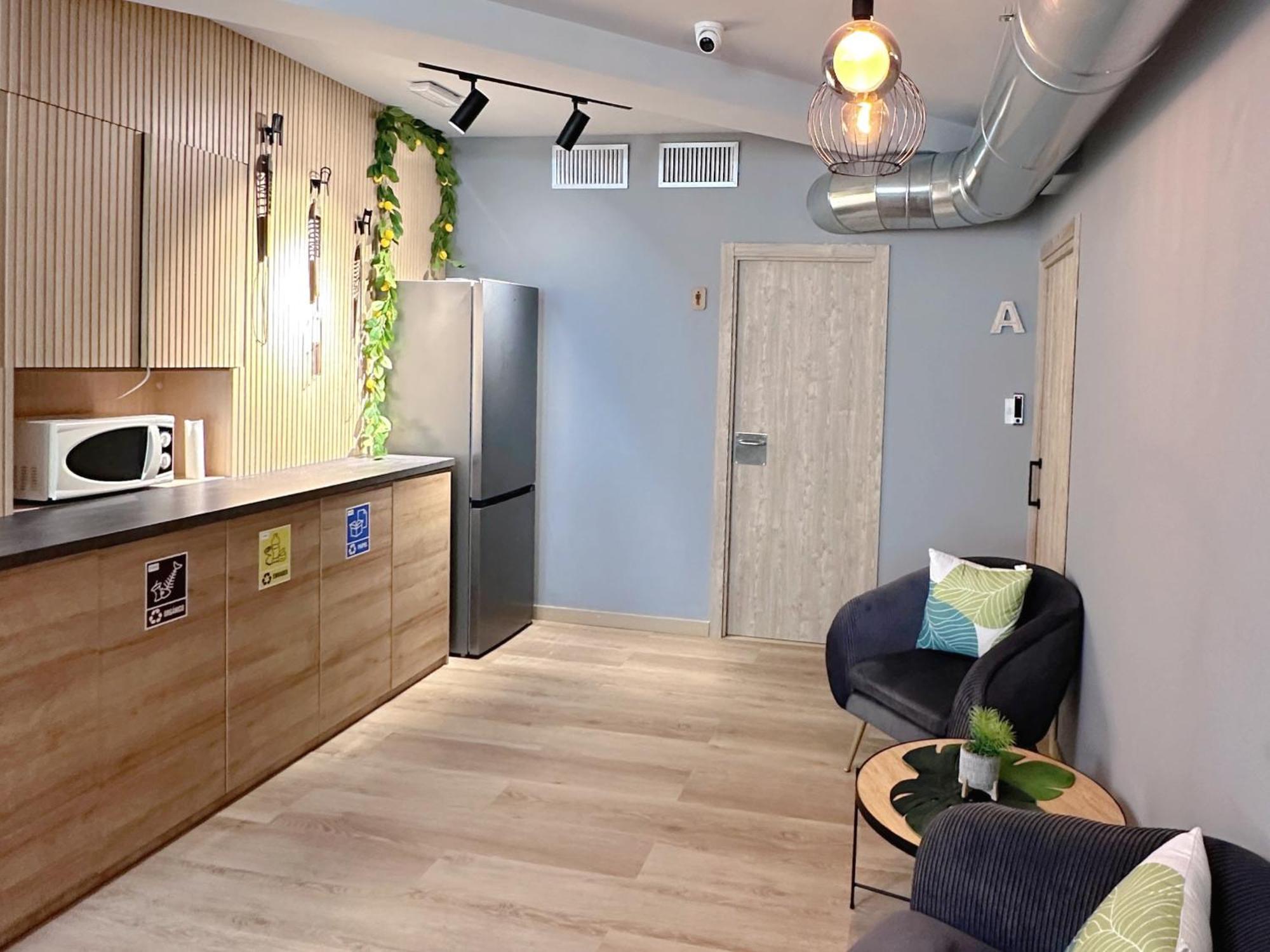 The Pod Suite Hostel Blasco Valencia Exterior foto